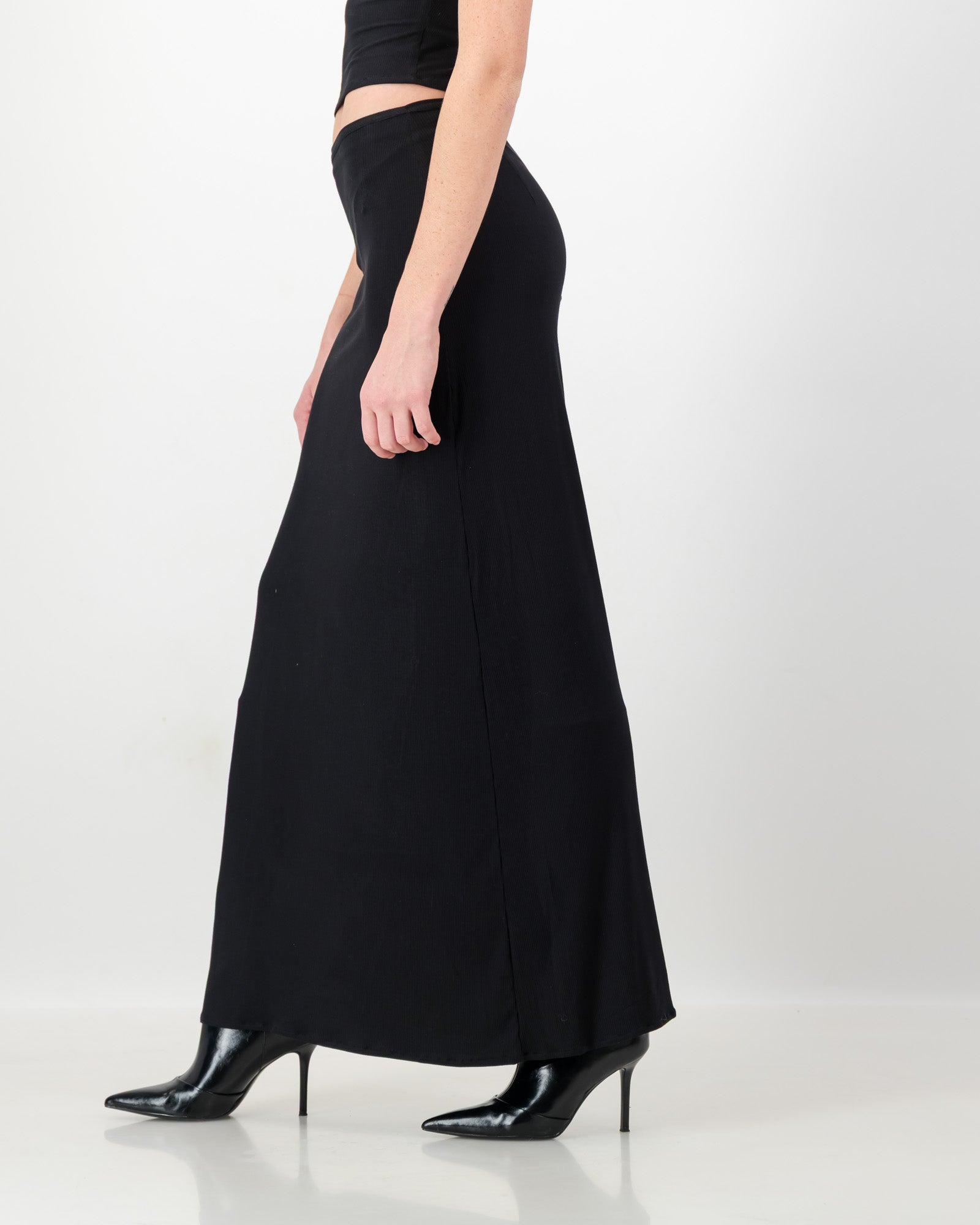 Elani Skirt • Knitted Black