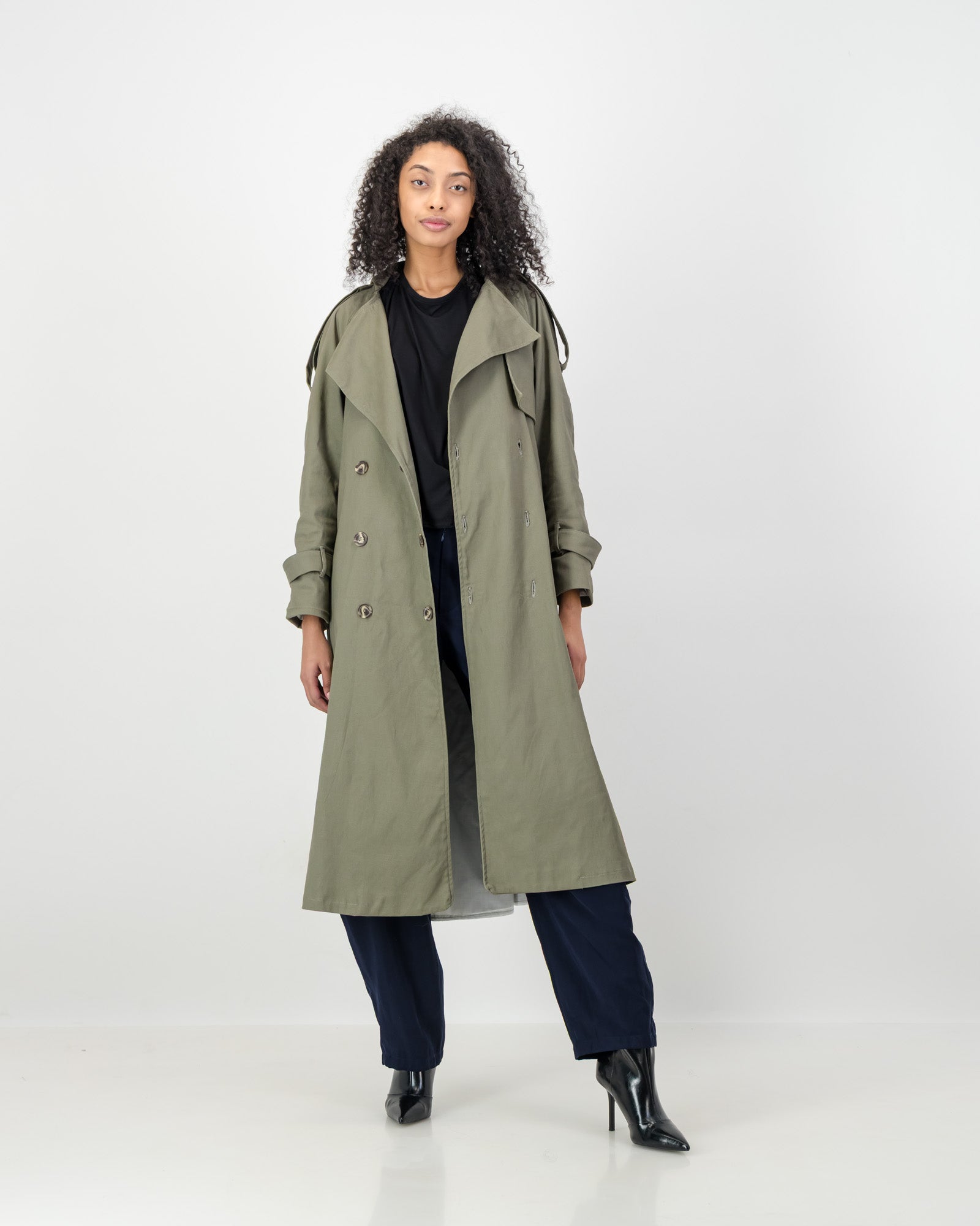Amani Trench • Kaki