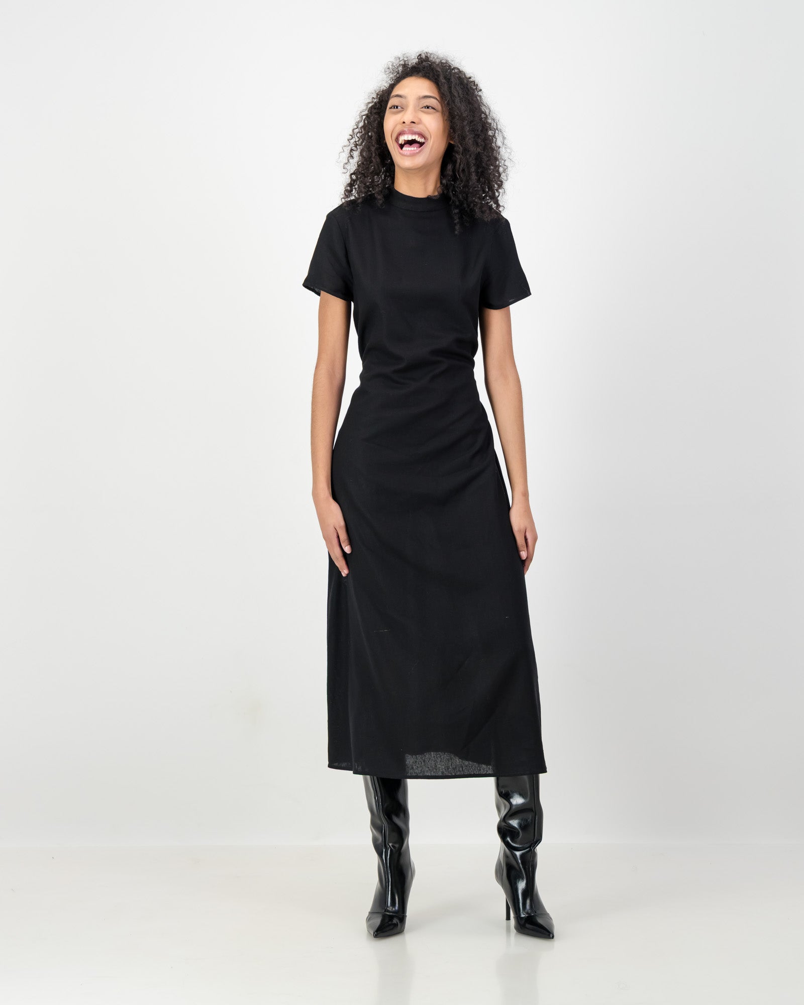 Hibo Dress • Black